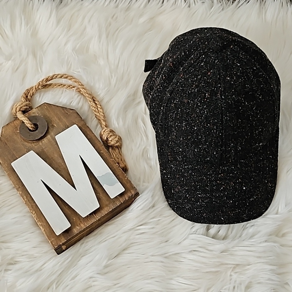 aili's Corner Black Tweed Adjustable Hat NWT